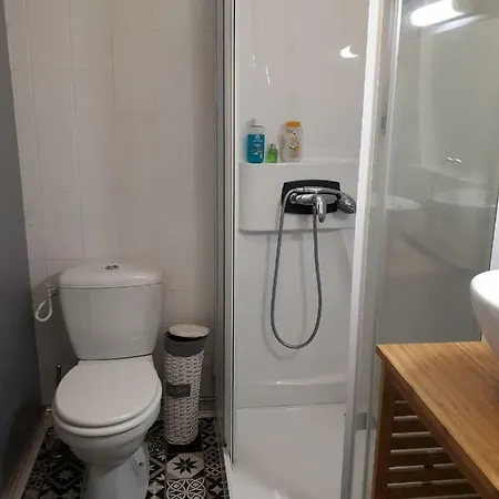 Апартаменты 1 Bd Apt In Old Center *